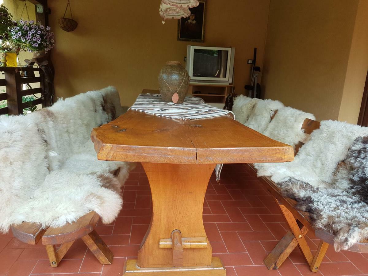 Casa Ovesia Villa Săcele Exteriör bild