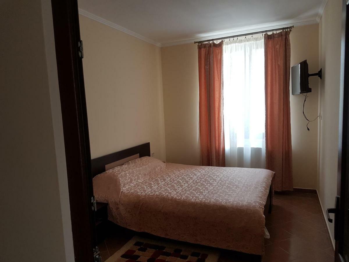 Casa Ovesia Villa Săcele Exteriör bild